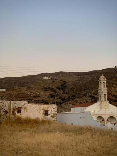 Serenity Living Platia, Tinos Esterno foto